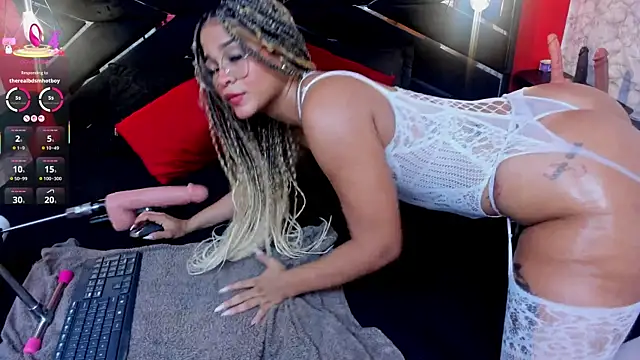 IVISBOUNCYASS online show from 12/05/25, 12:48