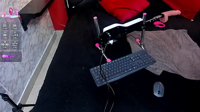 IVISBOUNCYASS online show from 11/22/25, 12:48