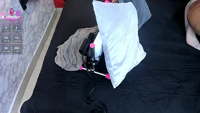 IVISBOUNCYASS online show from 03/19/26, 12:49