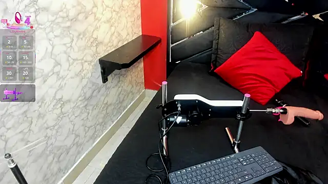 IVISBOUNCYASS online show from 12/22/25, 12:38