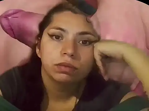 isabellapurple online show from 10/23/25, 01:15