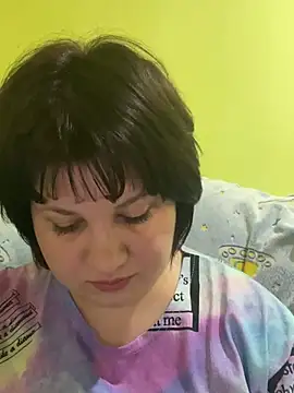 Lili Virginia online show from 02/05/25, 06:35