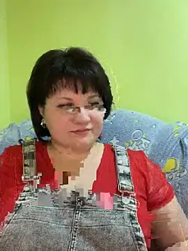 Lili Virginia online show from 02/05/25, 07:42