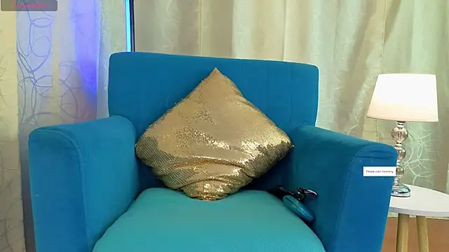 Snapshot of sophia_dumont chatting on 11/22/25, 06:29 sophia dumont online show from 11/22/25, 06:29