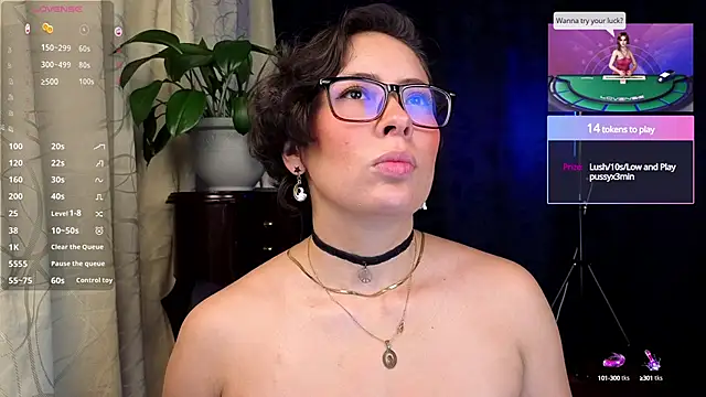 Snapshot of sophia_dumont chatting on 03/19/25, 05:41 sophia dumont online show from 03/19/25, 05:41