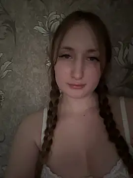 Snapshot of Evi_murr chatting on 02/25/25, 03:31 Evi murr online show from 02/25/25, 03:31