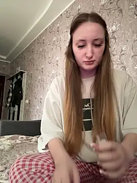 Snapshot of Evi_murr chatting on 02/27/25, 01:17 Evi murr online show from 02/27/25, 01:17