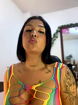 tinalove7 online show from 10/31/25, 11:44