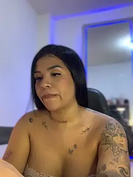 Snapshot of tinalove7 chatting on 05/28/26, 10:26 tinalove7 online show from 05/28/26, 10:26
