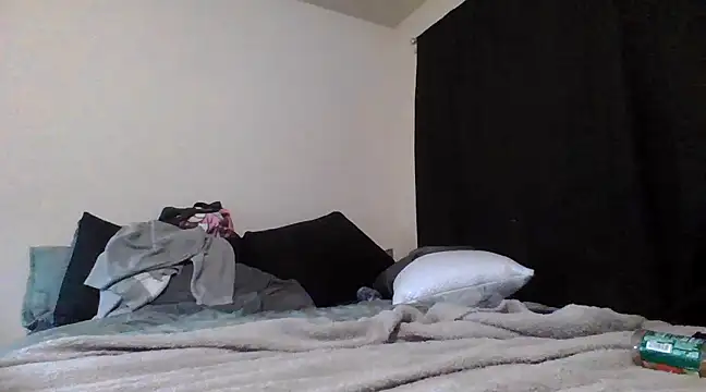 tastylolaaa online show from 03/22/25, 05:39