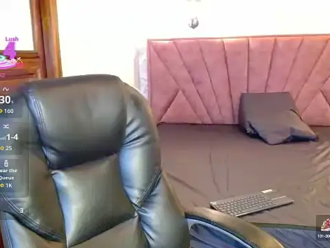 Snapshot of Emmaa_dia chatting on 11/07/25, 08:02 Emmaa dia online show from 11/07/25, 08:02