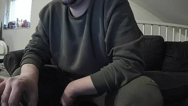 YourLoveBoyKevin online show from 02/11/25, 03:51