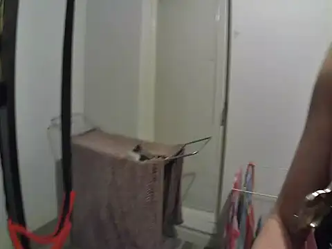 YourLoveBoyKevin online show from 12/22/25, 04:18