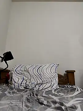 comando24 online show from 10/13/25, 09:49