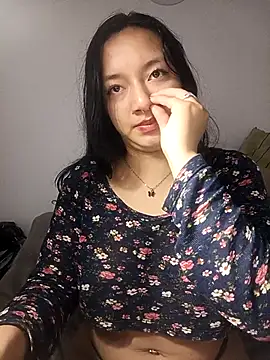 CuteHarper online show from 11/14/25, 01:09