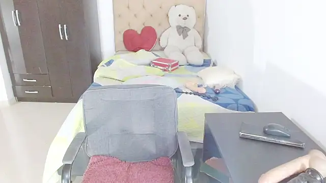 Dolldirtyxxx online show from 06/30/26, 04:01