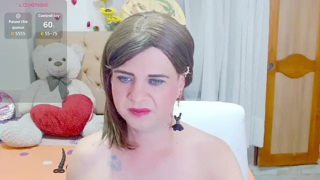 Dolldirtyxxx online show from 10/18/25, 05:20