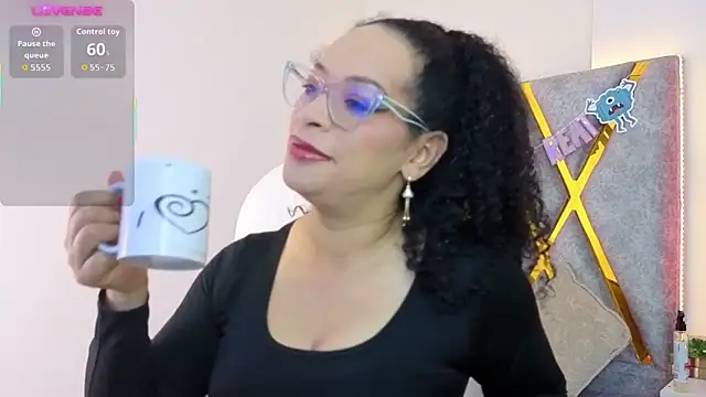 Cintiia Holmes online show from 02/06/26, 11:34