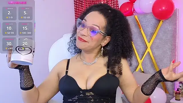 Cintiia Holmes online show from 02/16/26, 11:35