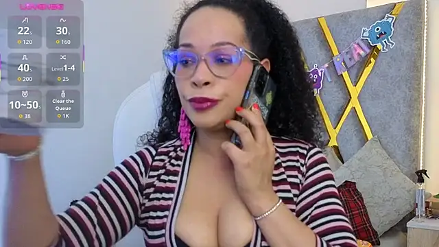 Cintiia Holmes online show from 02/05/26, 11:22