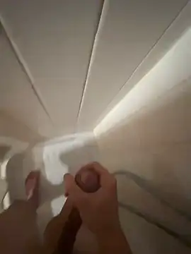 LeoLovelyDick online show from 02/04/25, 07:00