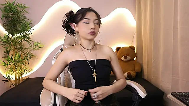 xamixa  online show from 09/29/25, 12:33