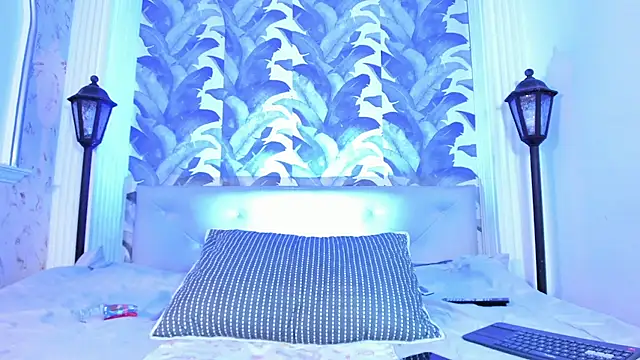 Sami Evanns online show from 03/18/25, 06:06