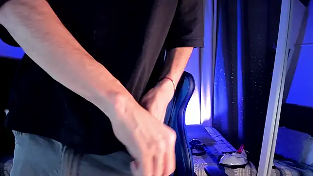 NovaaWheler online show from 10/06/25, 07:14