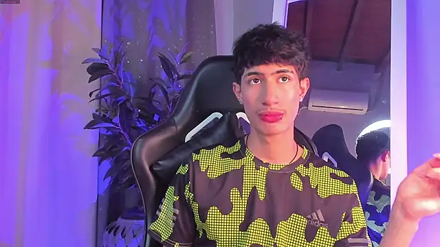 NovaaWheler online show from 09/21/25, 07:08