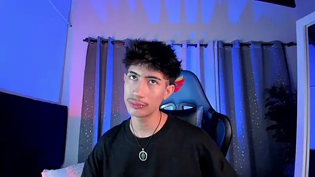 NovaaWheler online show from 10/09/25, 07:47