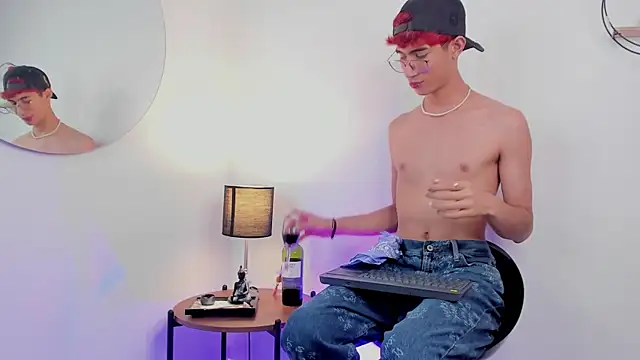 NovaaWheler online show from 03/12/25, 09:13