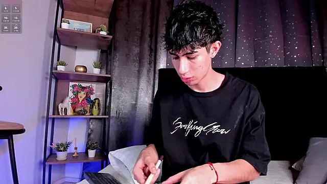 NovaaWheler online show from 10/29/25, 01:54