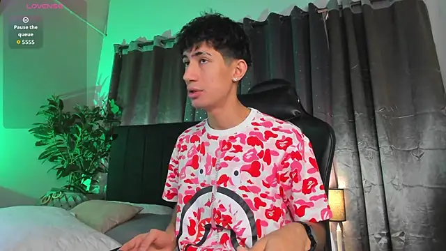 NovaaWheler online show from 03/11/26, 10:42