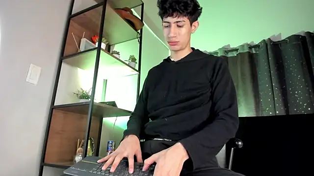 NovaaWheler online show from 03/28/26, 12:06