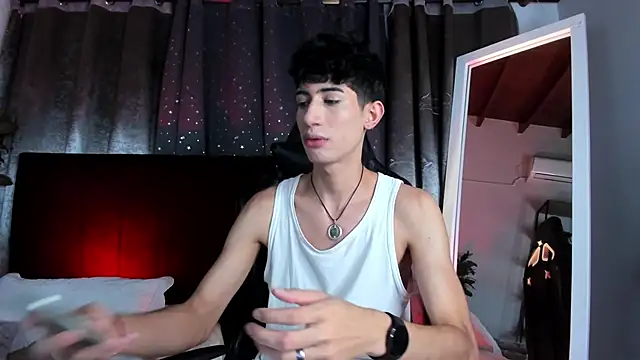 NovaaWheler online show from 02/12/26, 04:34