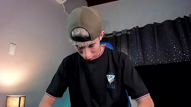 NovaaWheler online show from 01/15/26, 12:30