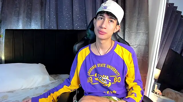 NovaaWheler online show from 03/02/26, 12:01