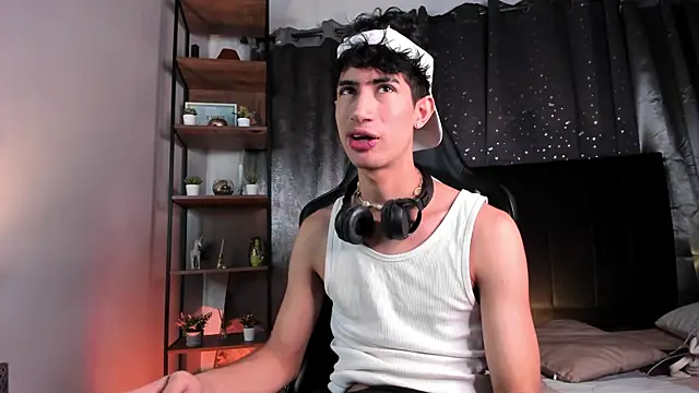 NovaaWheler online show from 11/24/25, 07:14