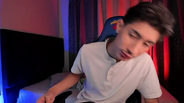 NovaaWheler online show from 10/10/25, 08:42