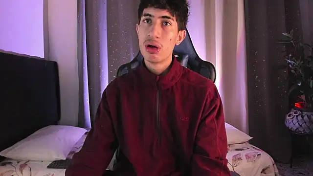 NovaaWheler online show from 09/24/25, 12:44