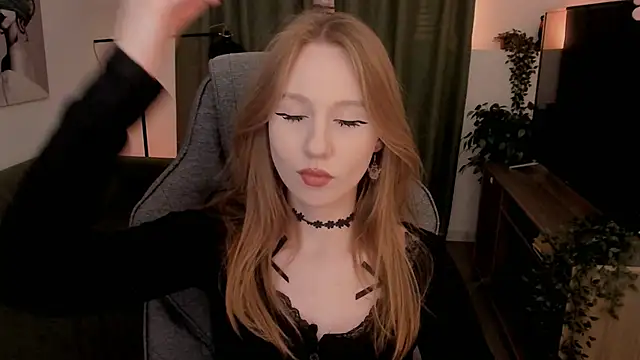 DariaTate online show from 04/30/26, 12:01