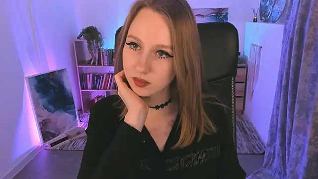 DariaTate online show from 03/18/25, 09:21