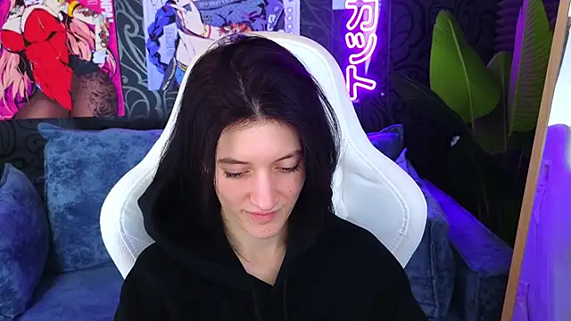 Snapshot of roxy_riot_ chatting on 02/18/25, 07:43 roxy riot online show from 02/18/25, 07:43