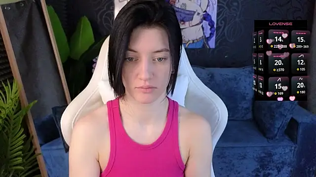 roxy riot  online show from 12/02/25, 01:28