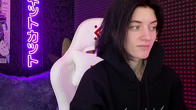 Snapshot of roxy_riot_ chatting on 03/11/25, 07:46 roxy riot online show from 03/11/25, 07:46