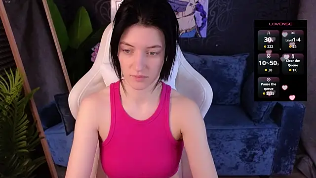 roxy riot  online show from 12/01/25, 01:28