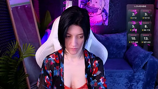 roxy riot  online show from 11/14/25, 01:31