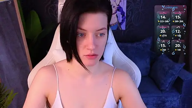 roxy riot  online show from 03/07/26, 01:23