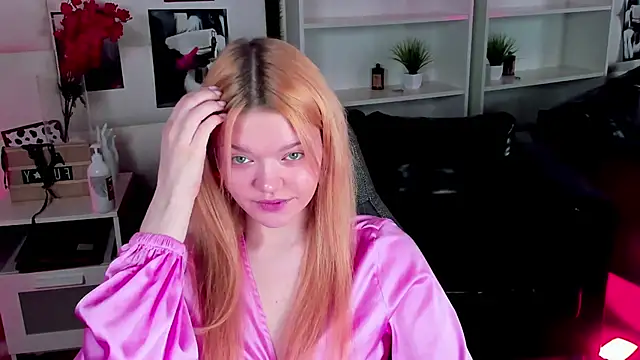 Snapshot of AdeleCartier chatting on 03/01/25, 07:41 AdeleCartier online show from 03/01/25, 07:41