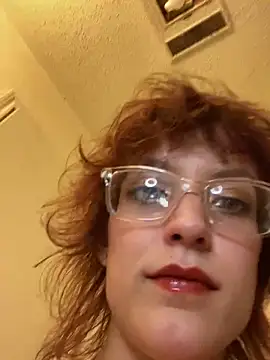Snapshot of grassXass420 chatting on 03/15/25, 12:58 grassXass420 online show from 03/15/25, 12:58